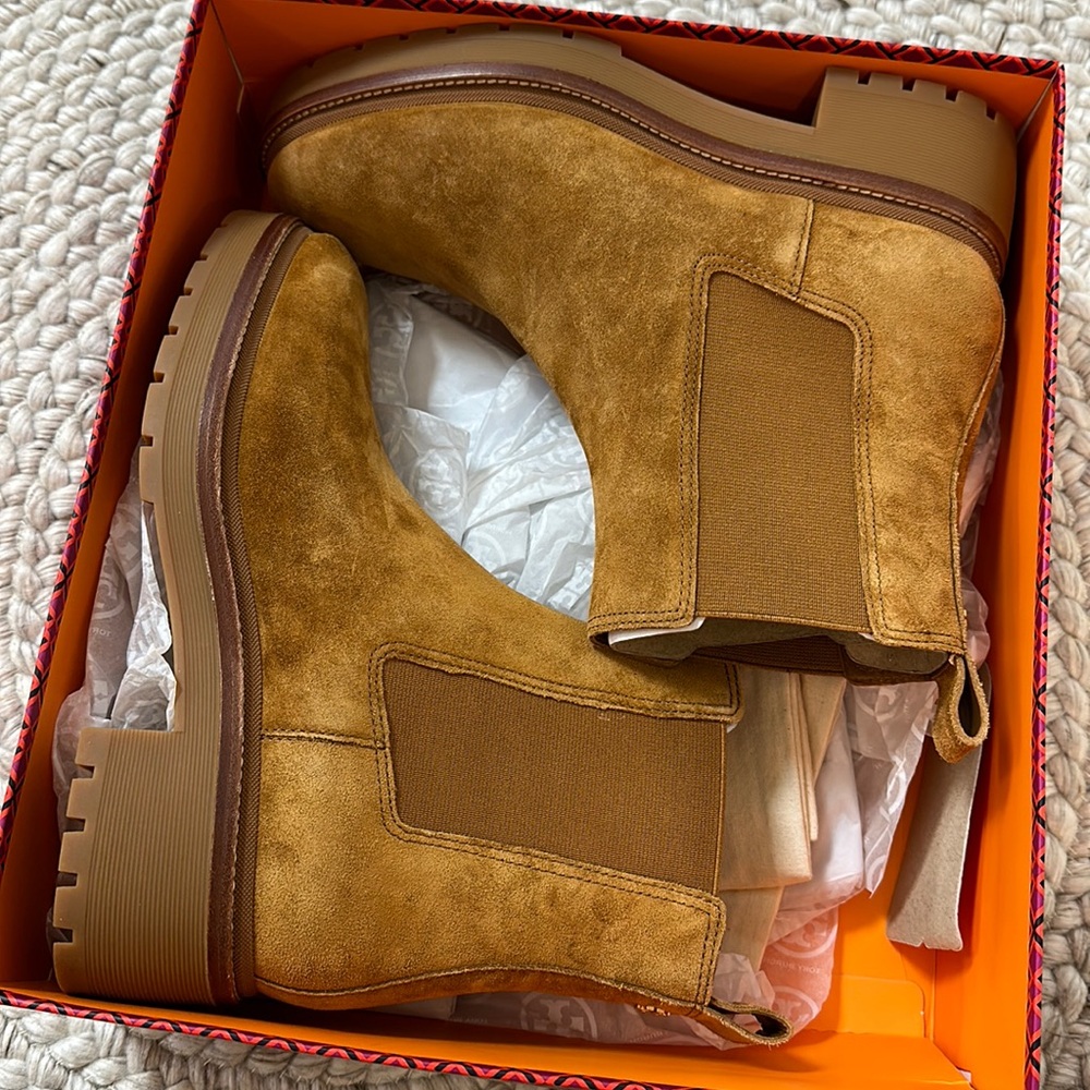 NEW IN BOX Tory Burch boots